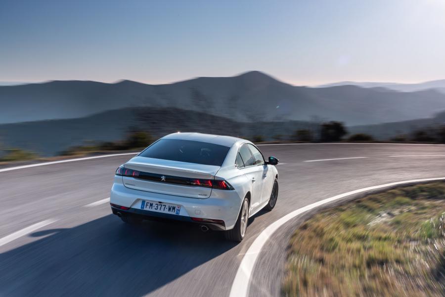  Peugeot 508 GT HYBRID 2019 года  (WW) (фото 25 из 40)